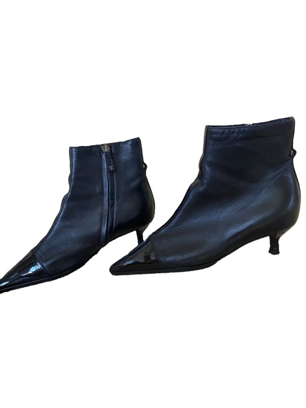 CHANEL Black Leather Pointed Toe Ankle Boots with Patent Cap